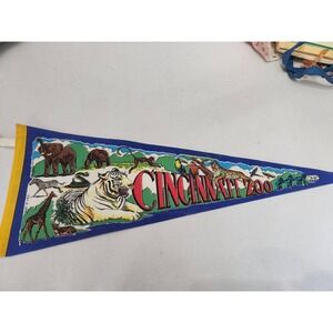 Vintage Cincinnati Zoo Souvenir Pennant Blue Yellow Vintage Felt Animals Retro